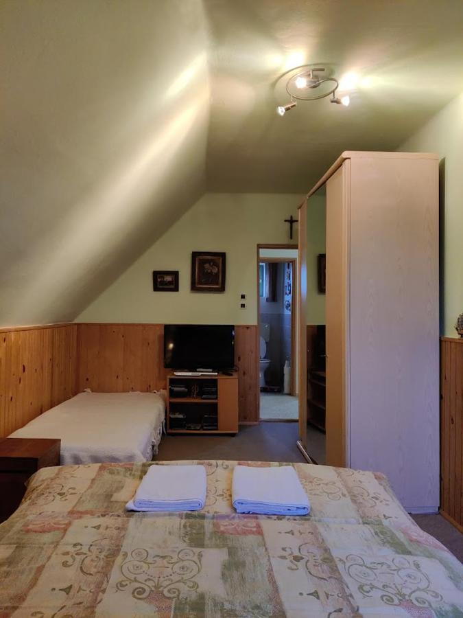Szendergo - Apartman Hajos Pincefalu Esterno foto